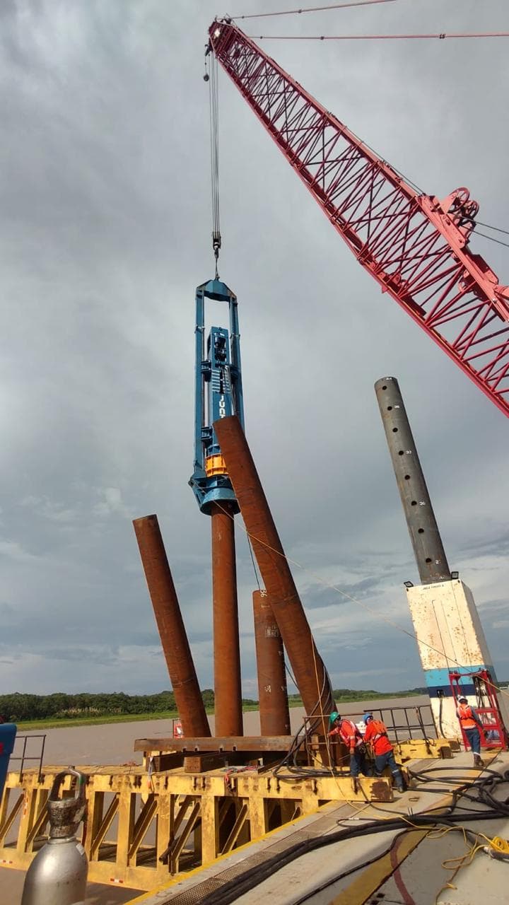 Primeira obra executada fora do Brasil