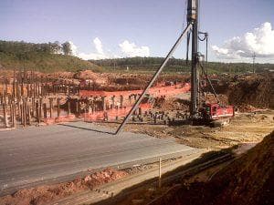 1145m de perfis metálicos cravados em um dia