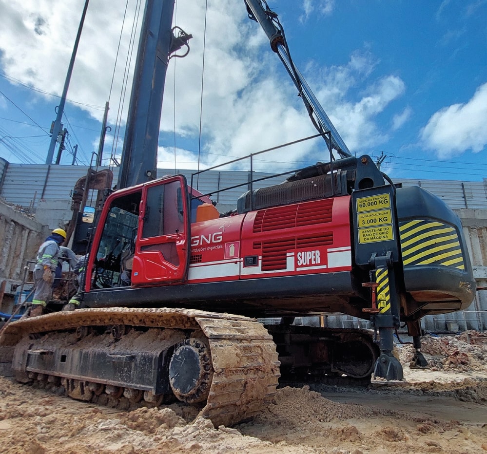 estacas-helice-continua-em800-super-equipamentos-gng-fundacoes-especiais (3)