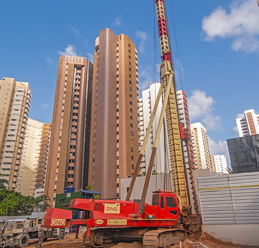 continuous-monitored-helical-pile-equipment-gng-service-special-foundations