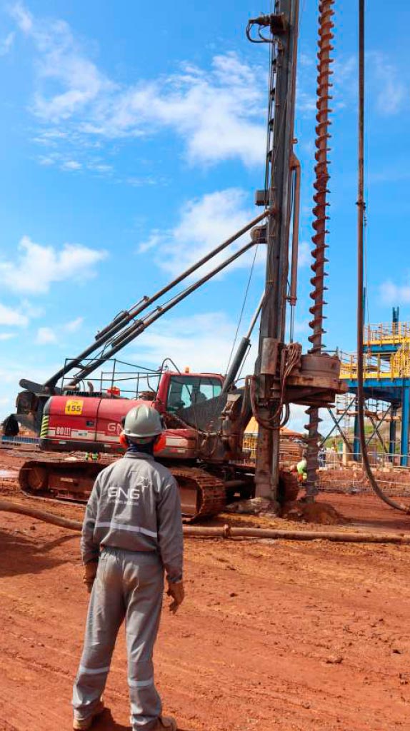 gng-special-foundations-equipment-em800-continuous-flight-auger-piles (4)