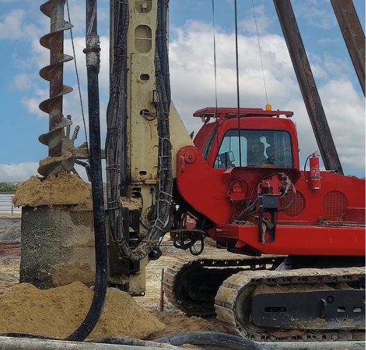 gng-special-foundations-equipment-p135-ev-continuous-flight-auger-piles (1)